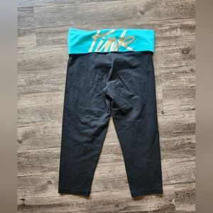 PINK By Victoria's Secret Yoga Cropped Black Logo Leggings